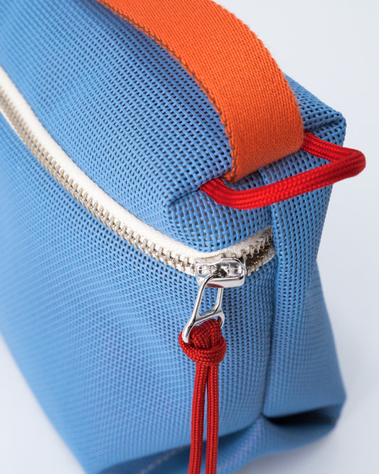 BAINU | Wash bag // blue
