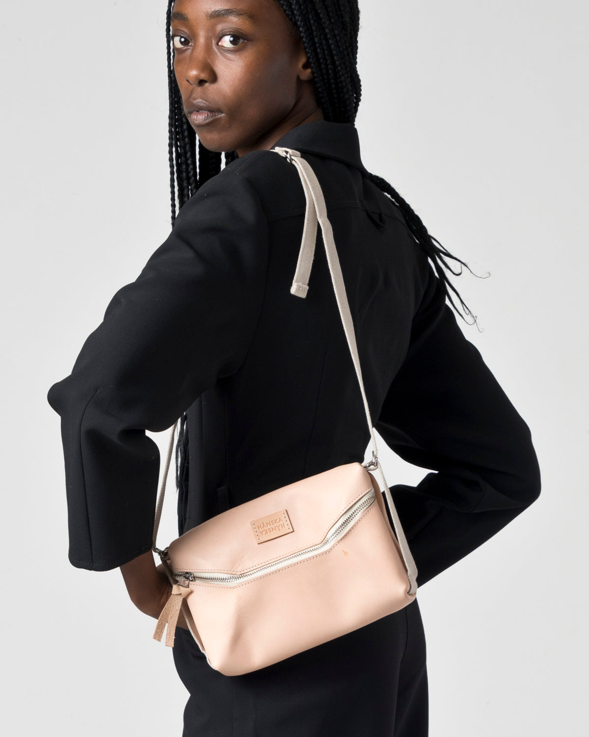 VALOR | leather / natural
