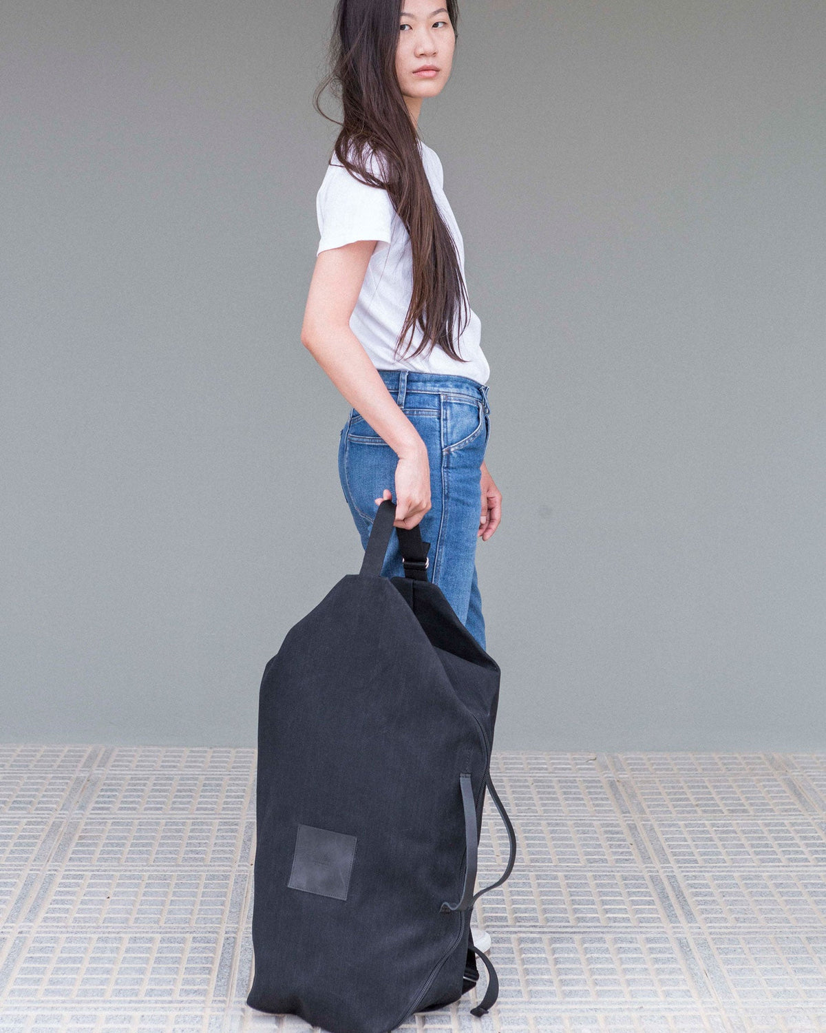 LUCID LARGE | waxed cotton / all black