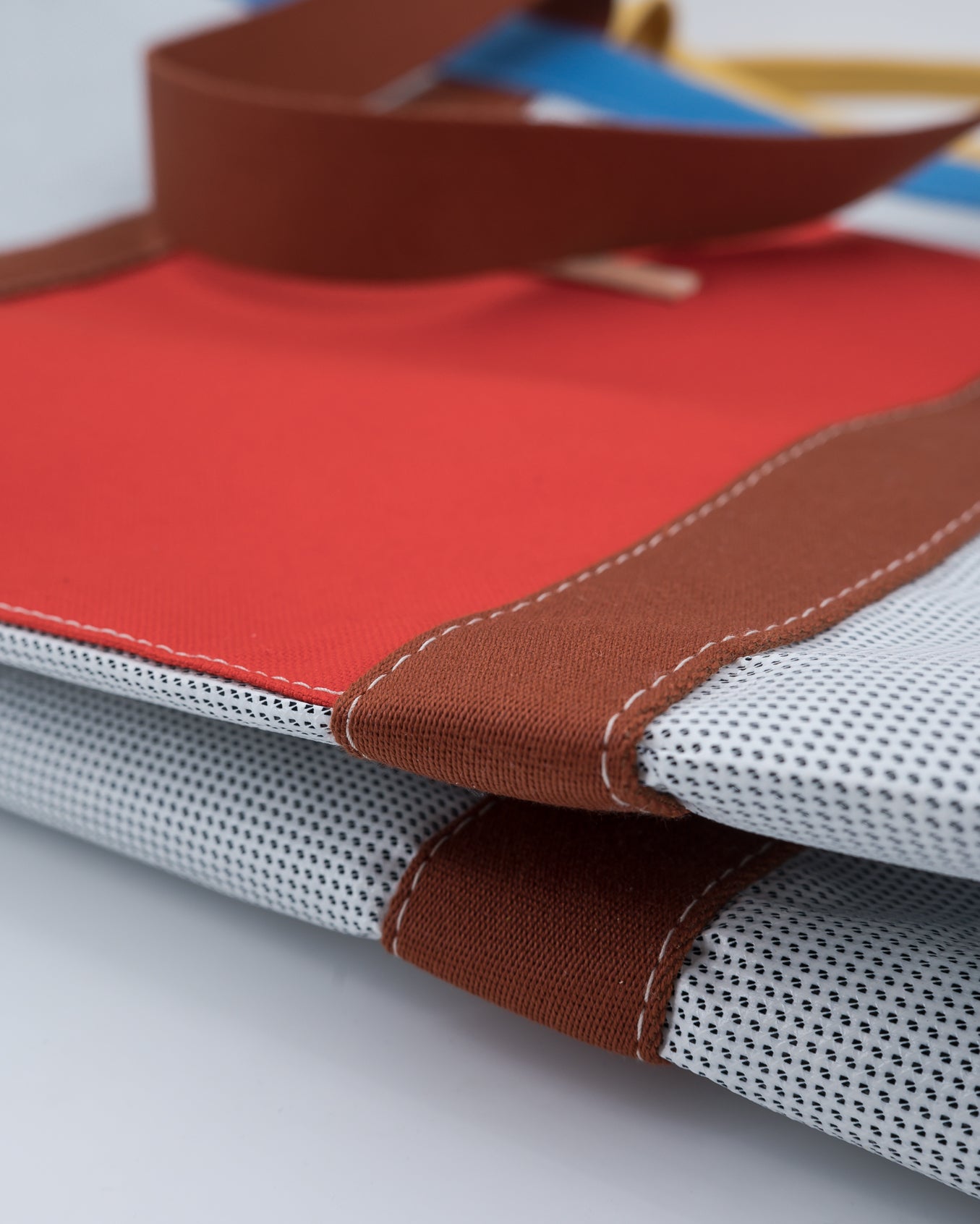 RECYCLED AMPLO bold / XL Tote