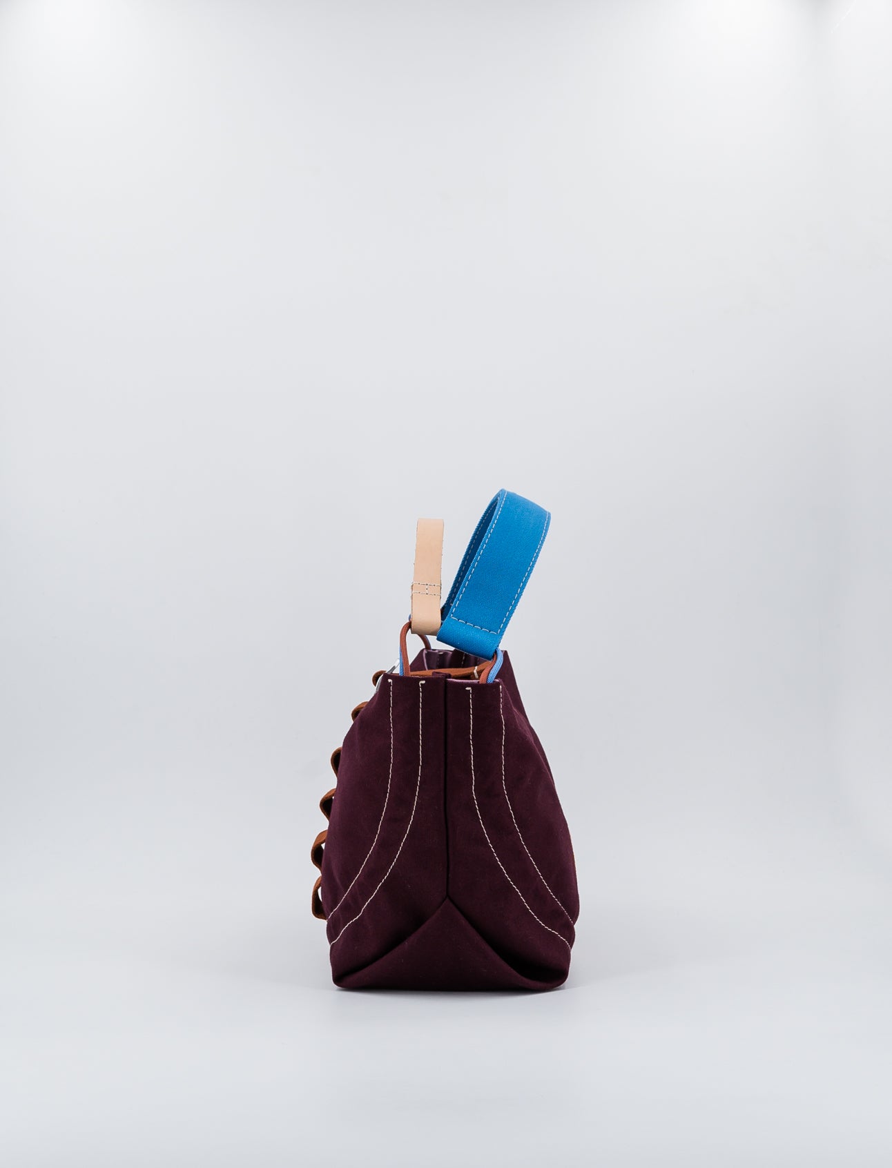 LUA aubergine