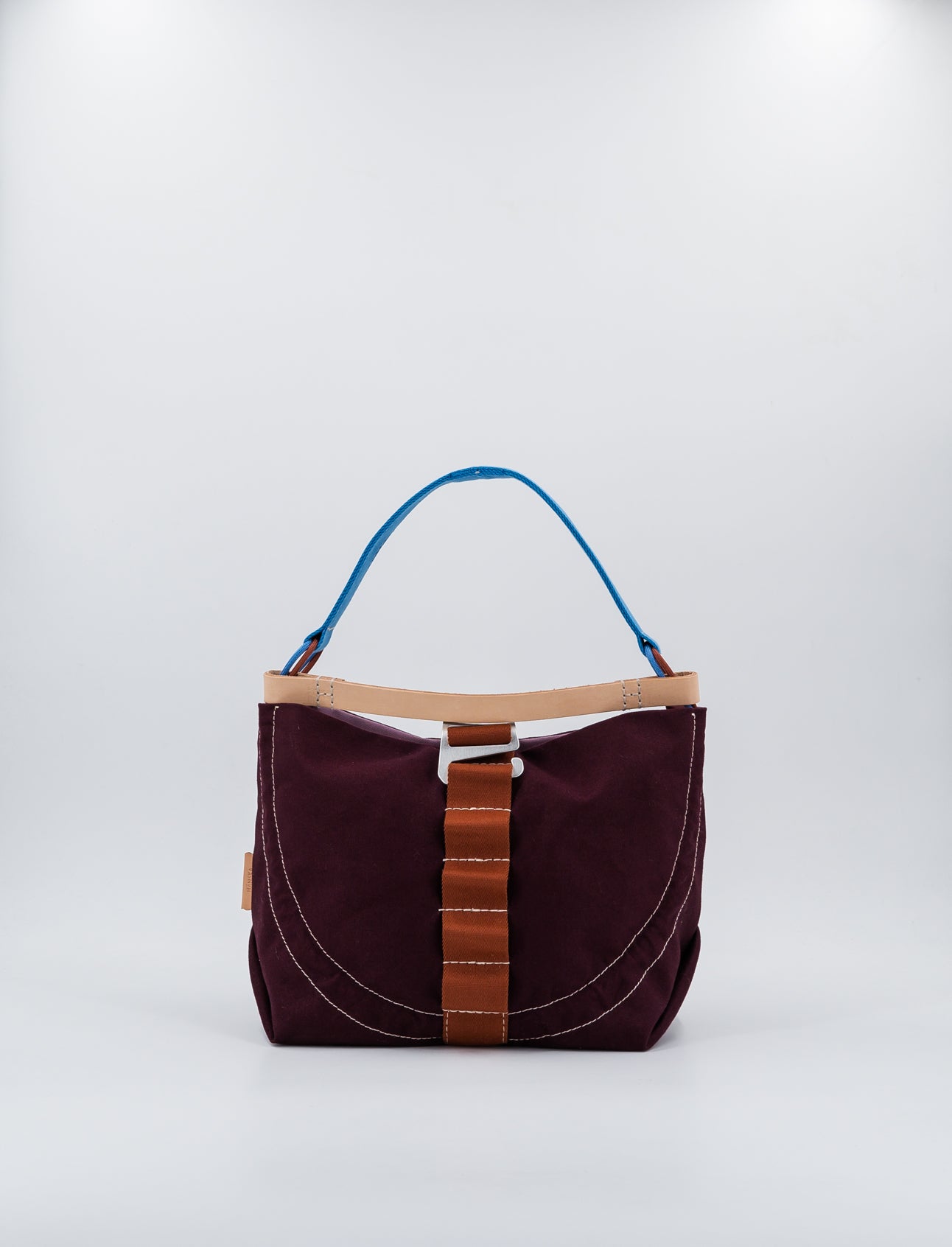 LUA aubergine
