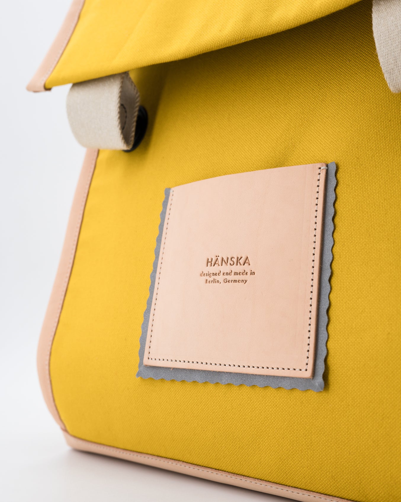 ESKOLA bright mustard - Schoolbag