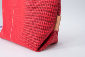 BAINU red / Washbag