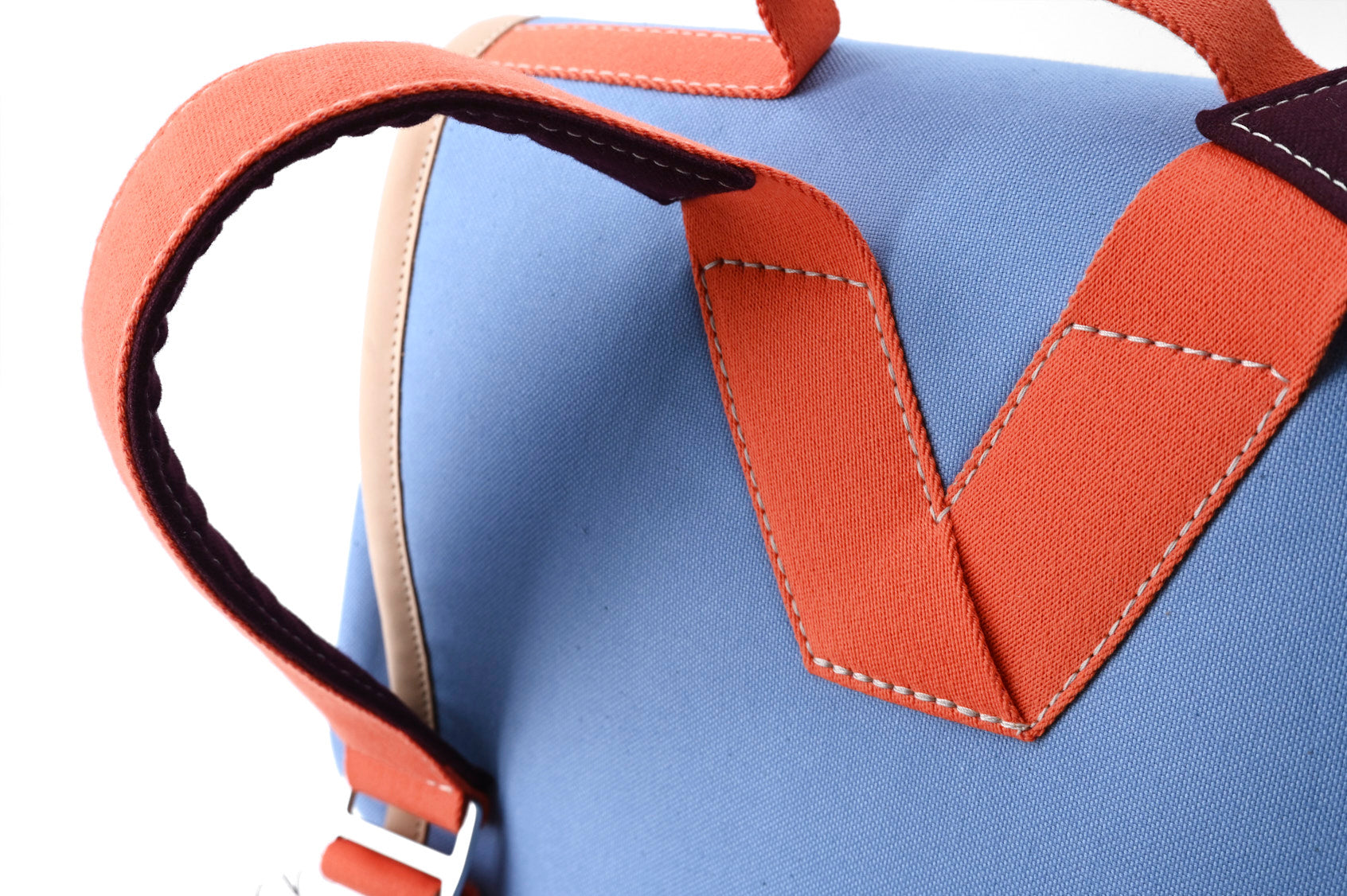 6. DEZEMBER: Custom Schultasche 20%