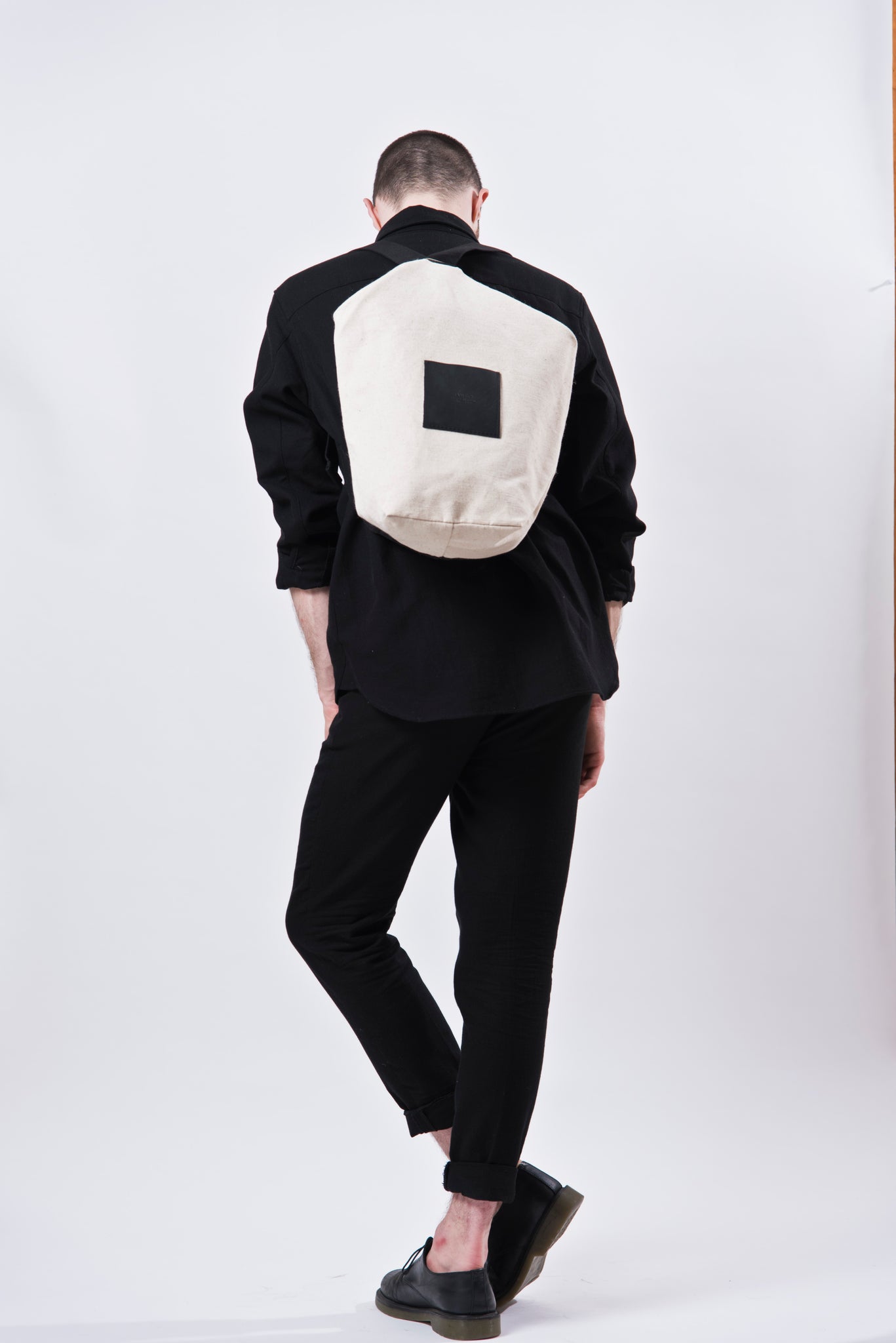 LUCID - linen / black // archive sale