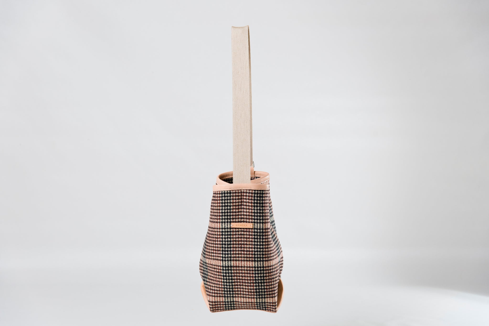 UKI - wool // archive sale