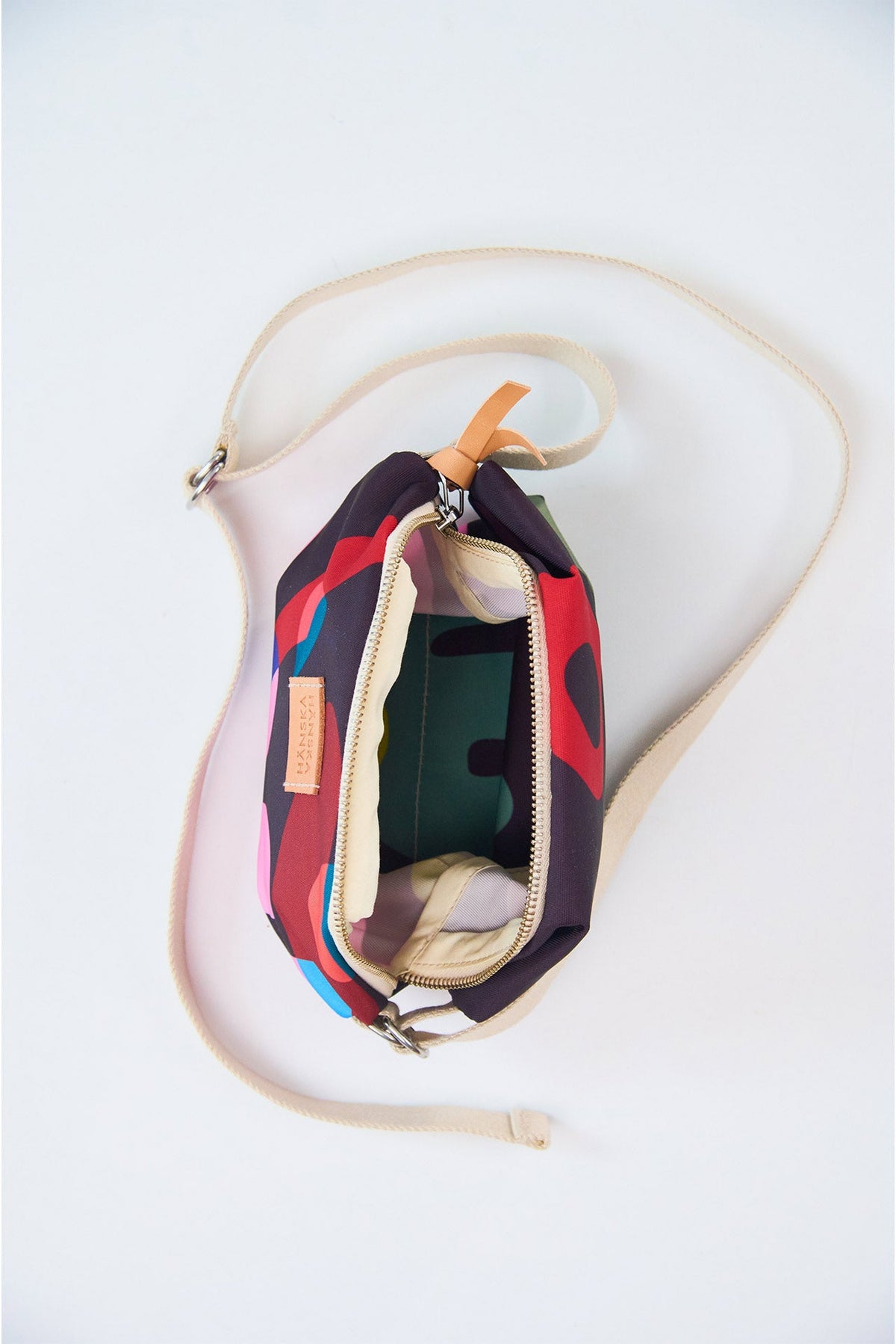 VALOR | RABY