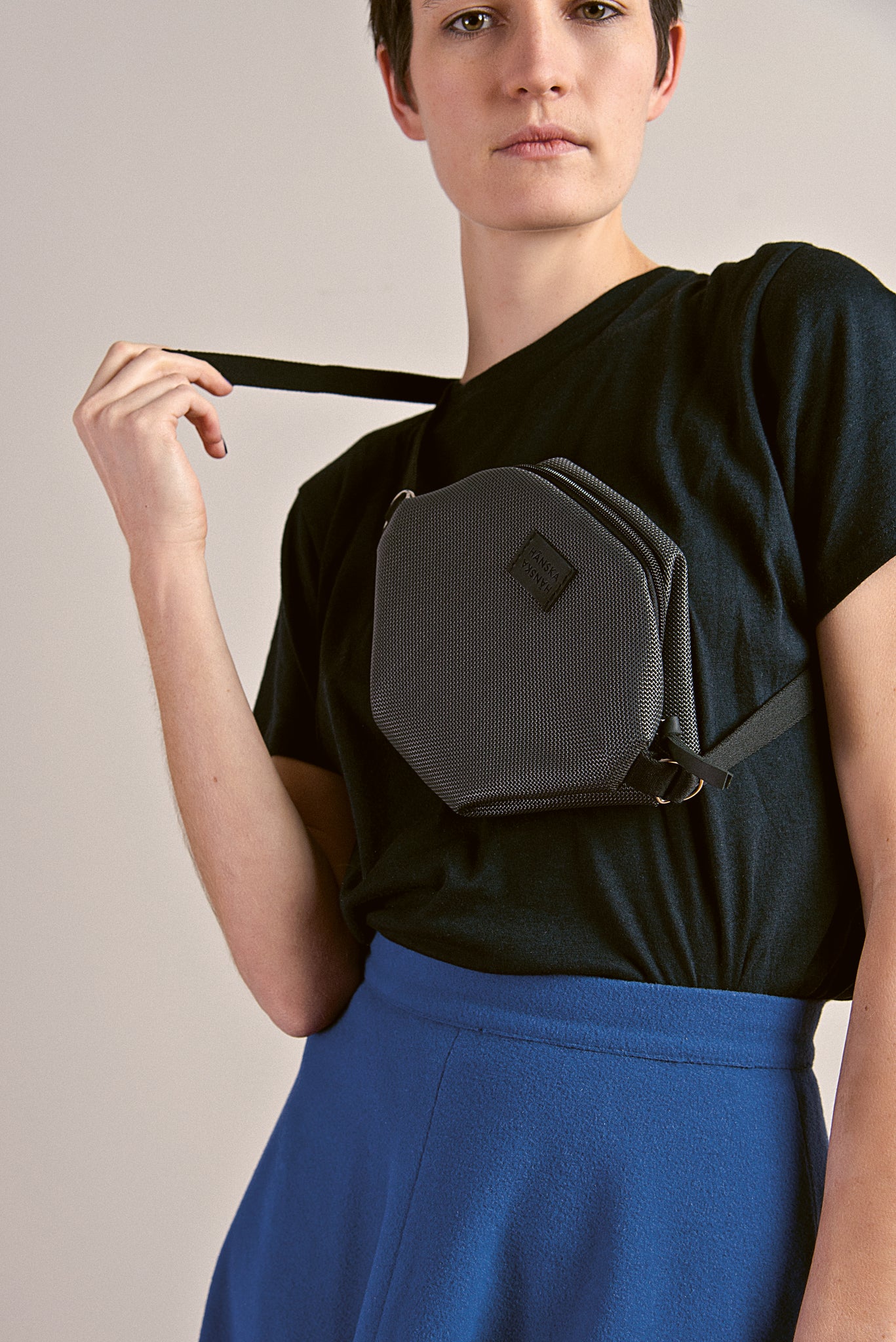 VALOR mesh - grey/black // archive sale