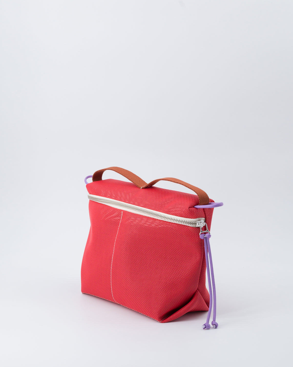 BAINU | red mesh