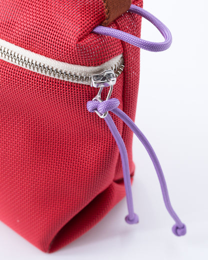BAINU | red mesh