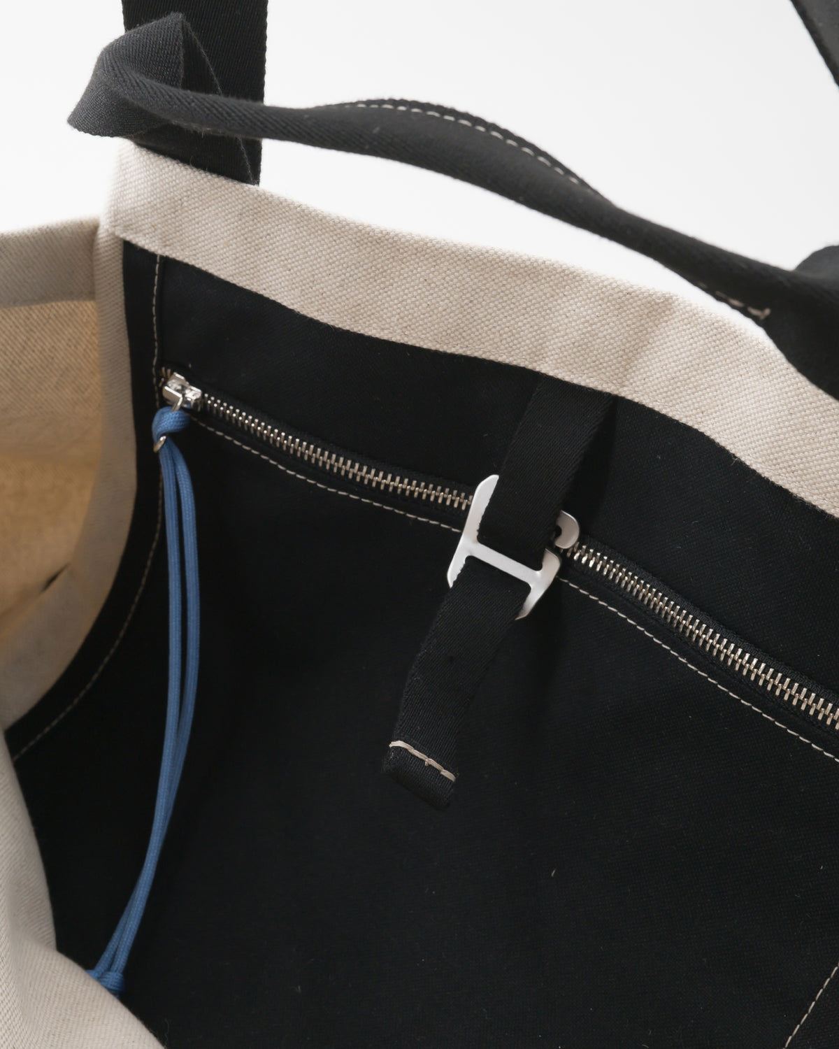 AMPLO | linen