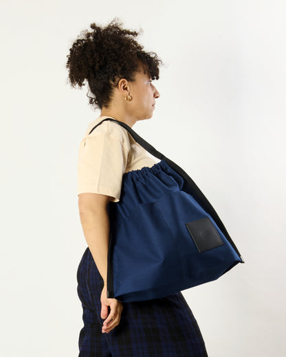 APALA | blue /black
