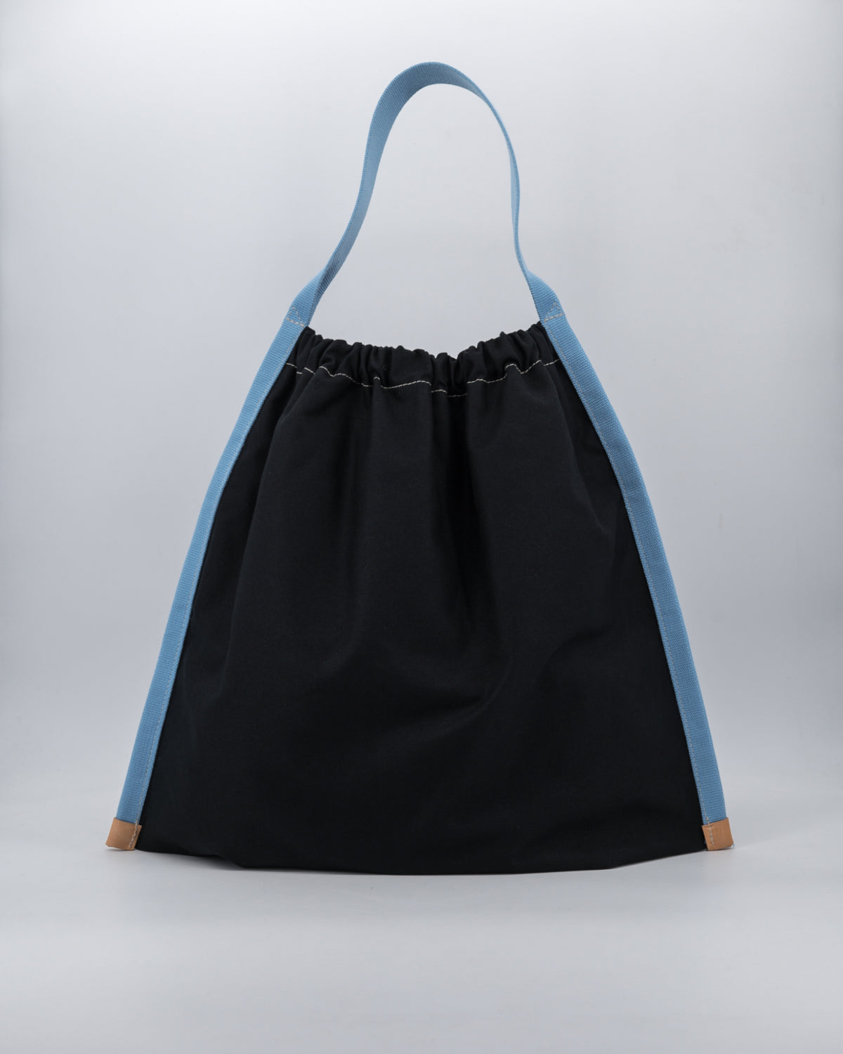 APALA | black / blue