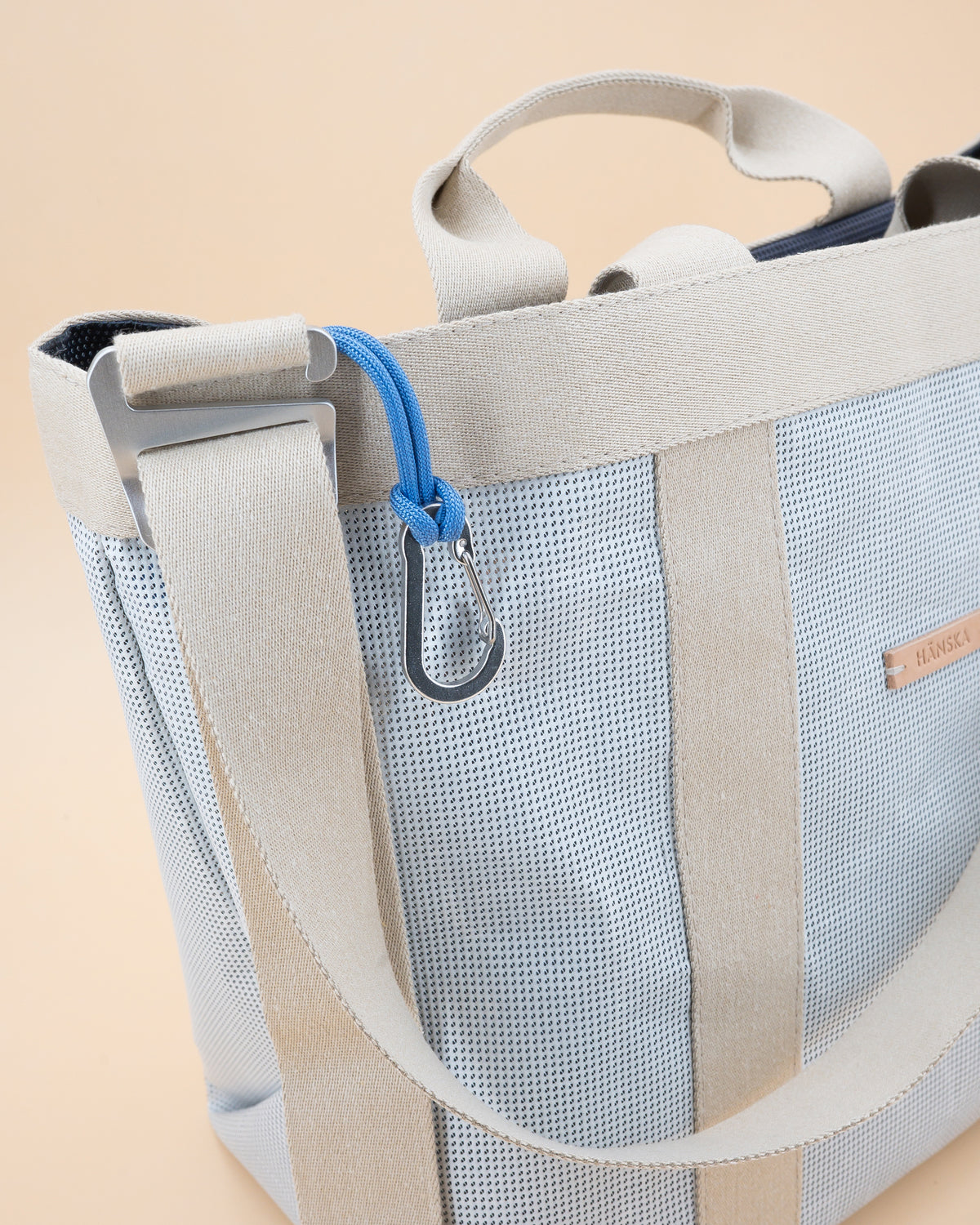 AZOKA | recycled / cloudy