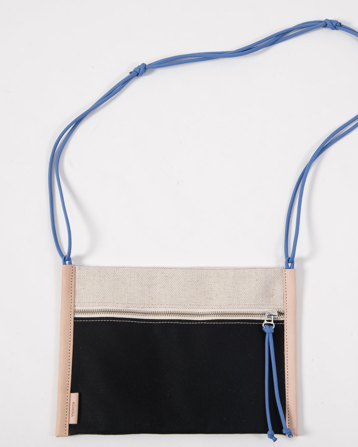 KALARE | linen / black