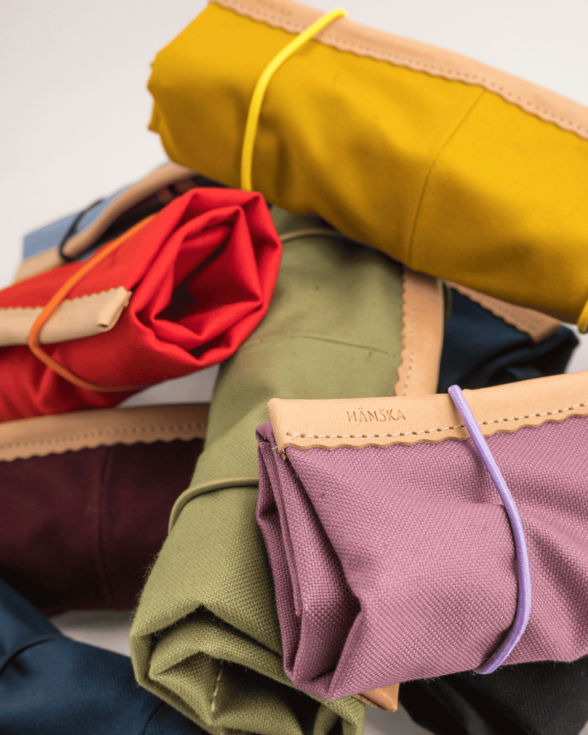 ERRATUM | organic cotton / leather