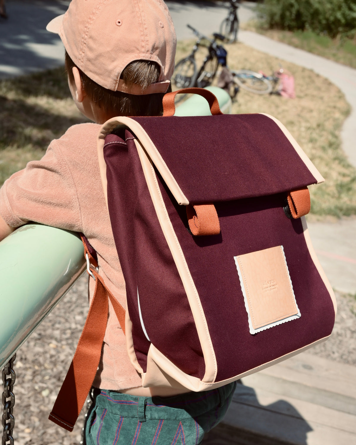 ESKOLA | aubergine