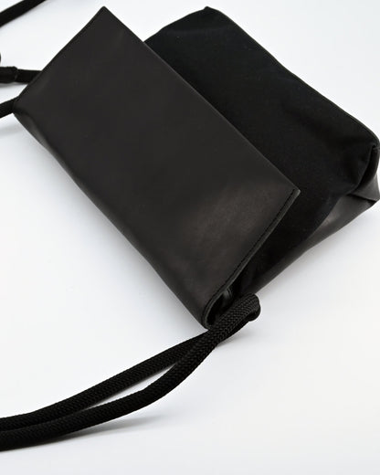 ESKUA | organic cotton / leather black