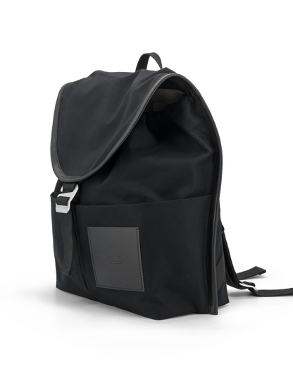 IKASI | black