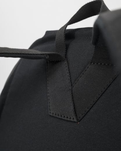 IKASI | black