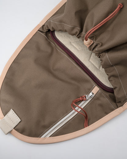 IKASI | brown olive