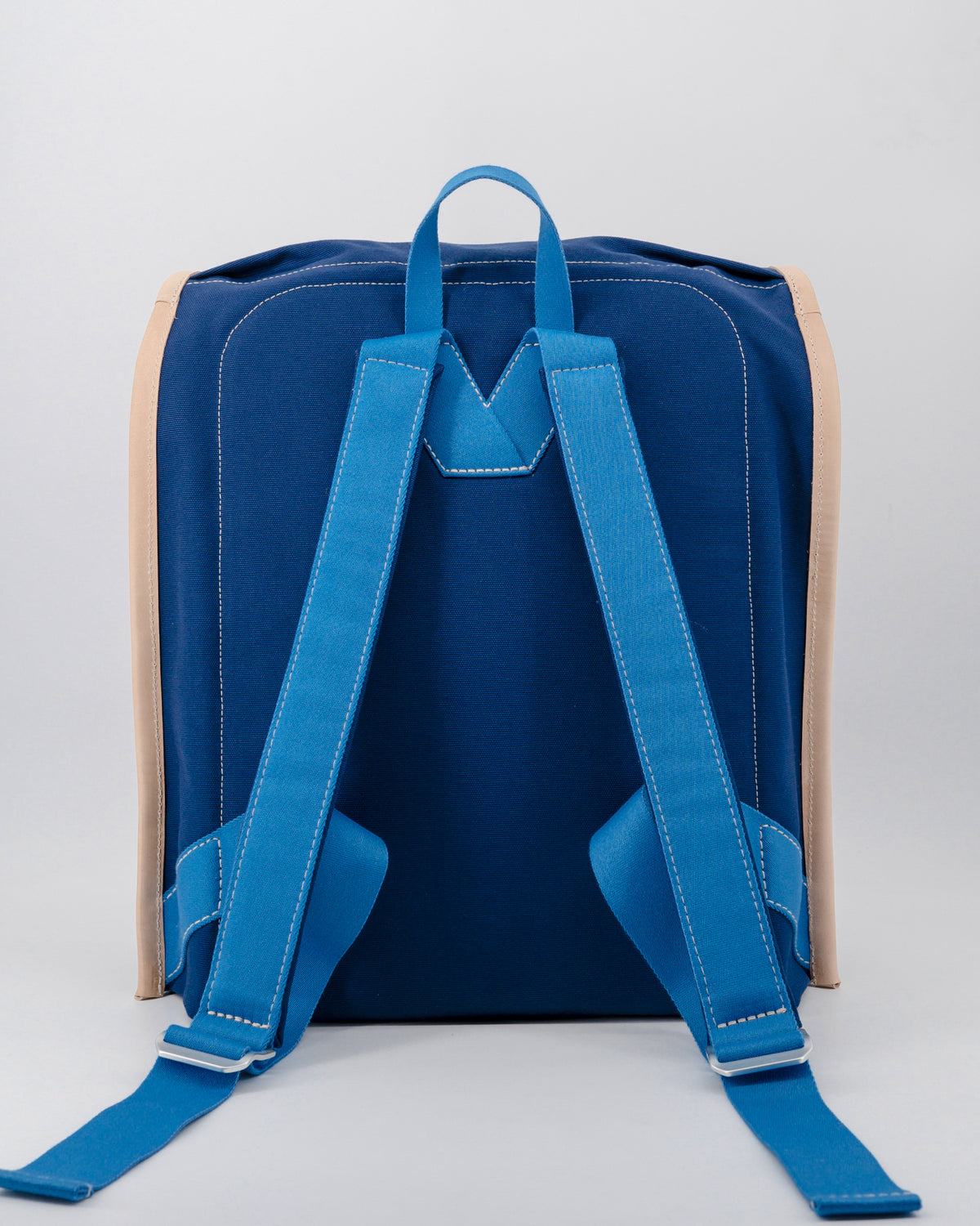 IKASI | navy