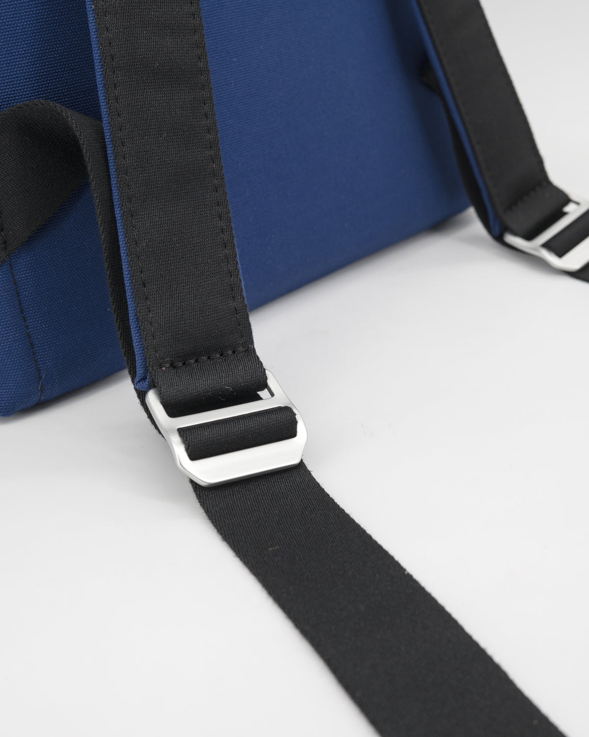 IKASI  | navy / black