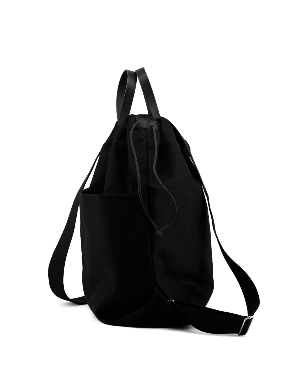 MOIRÉ | black