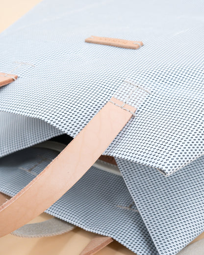 MOIRÉ | recycled / cloudy