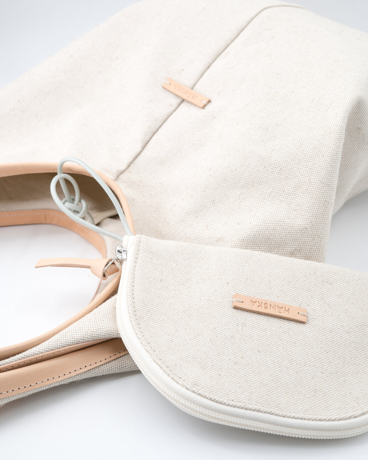 REGATA | linen / natural