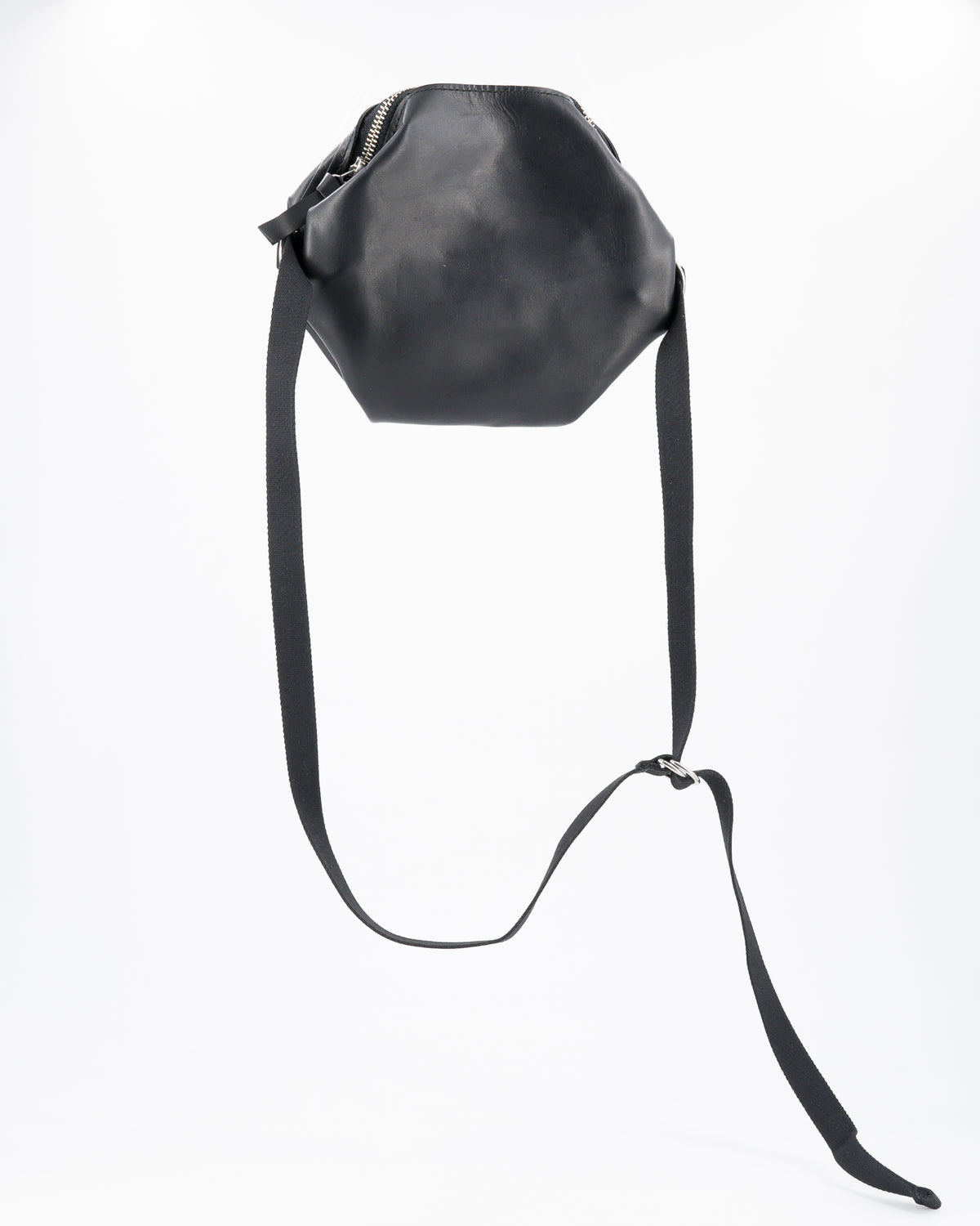 VALOR | leather / all black