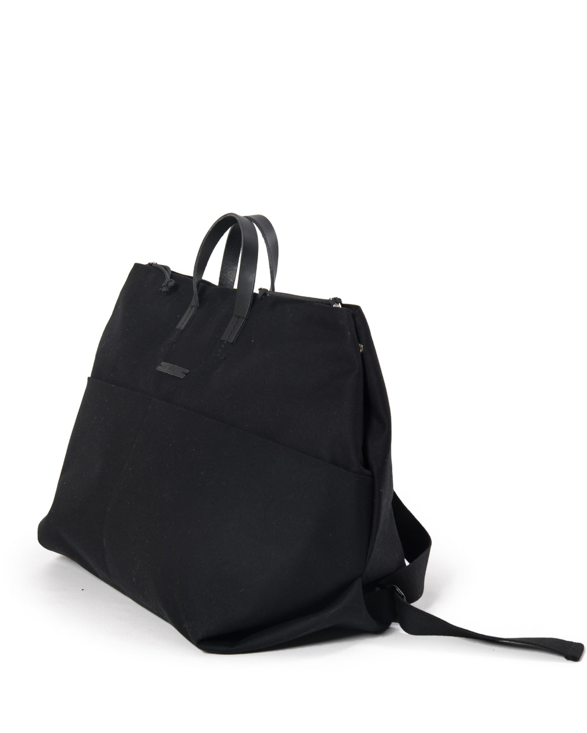 VOIÉ | black