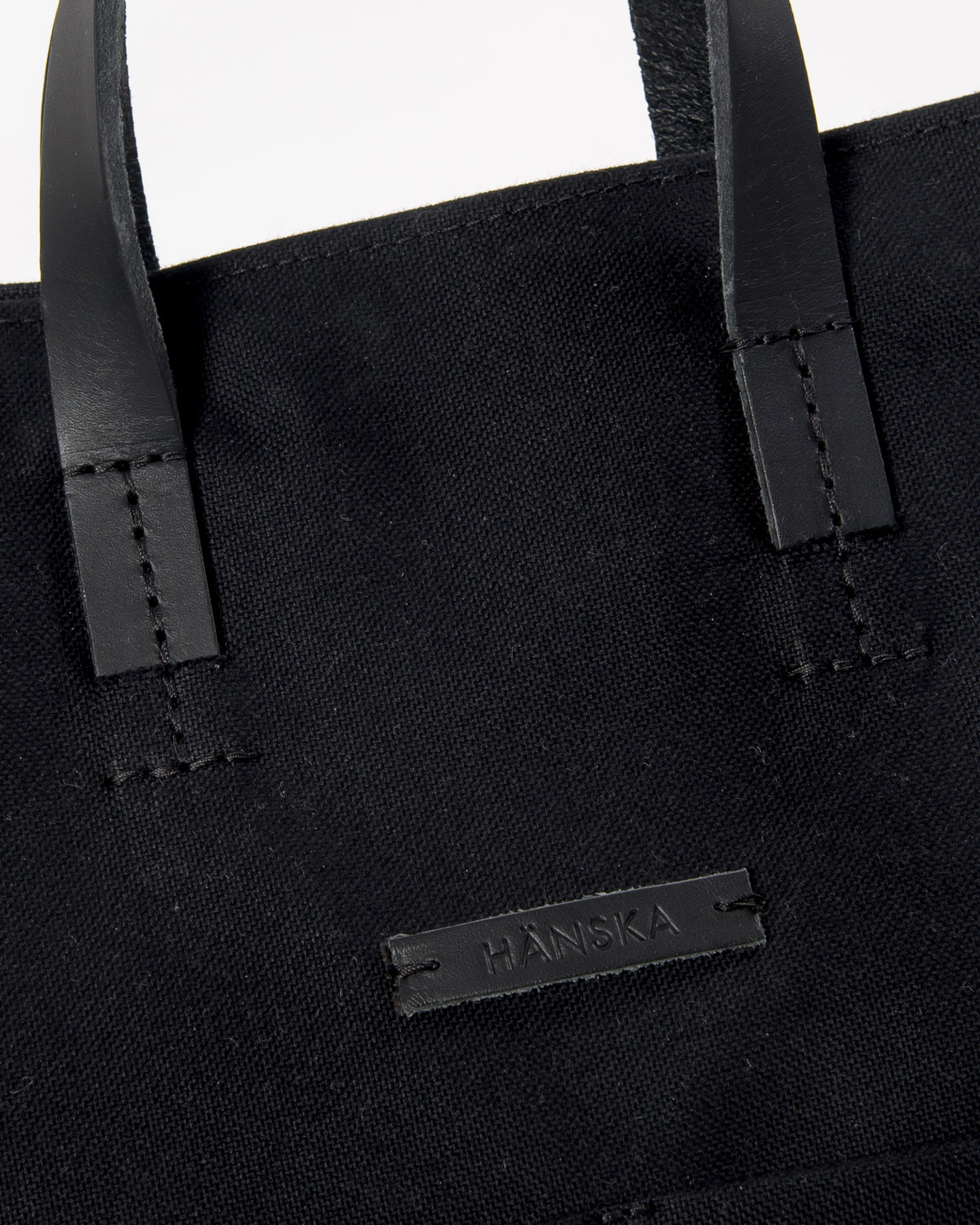 VOIÉ | black
