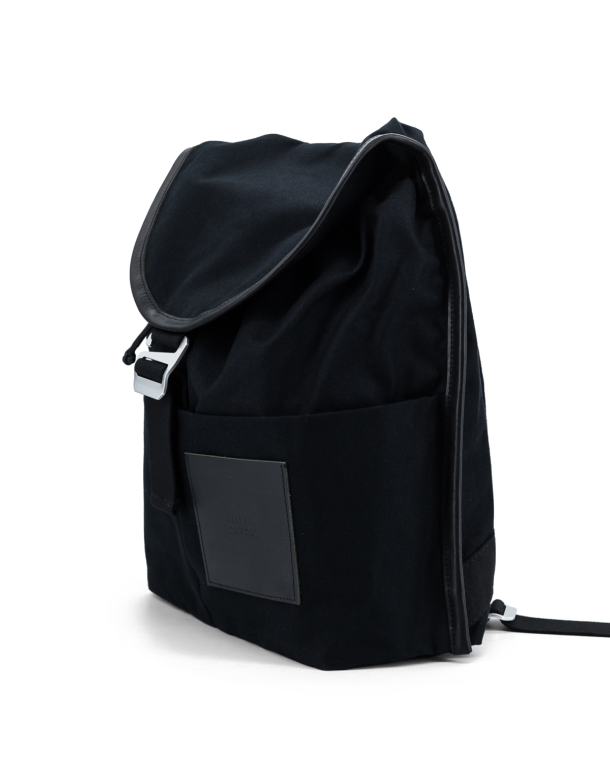 IKASI | black