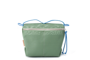 BAINU green / Washbag