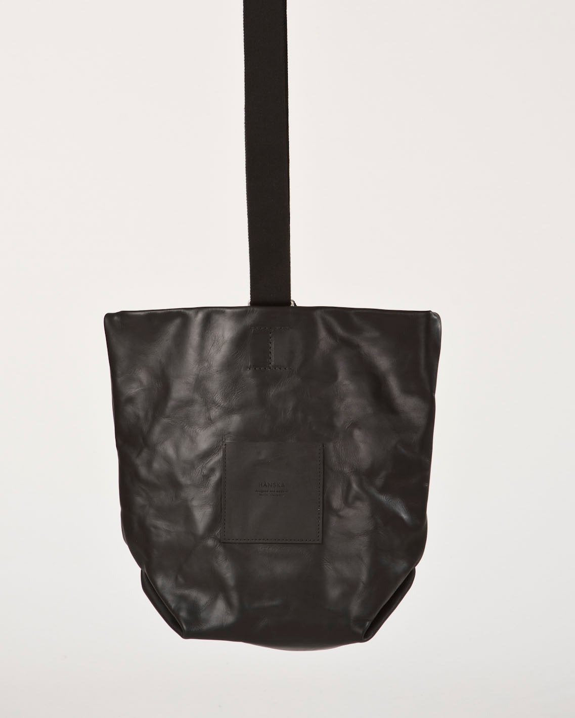 ONTZI  | leather / all black