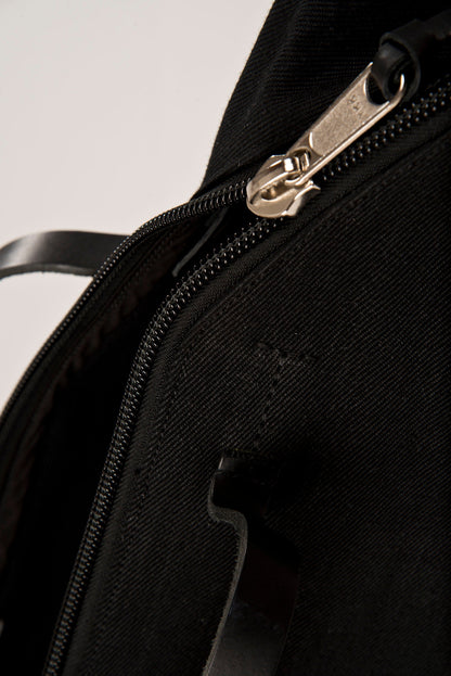 LUCID LARGE |  waxed cotton / all black