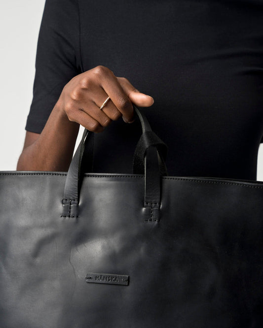 MOIRÉ | leather / black