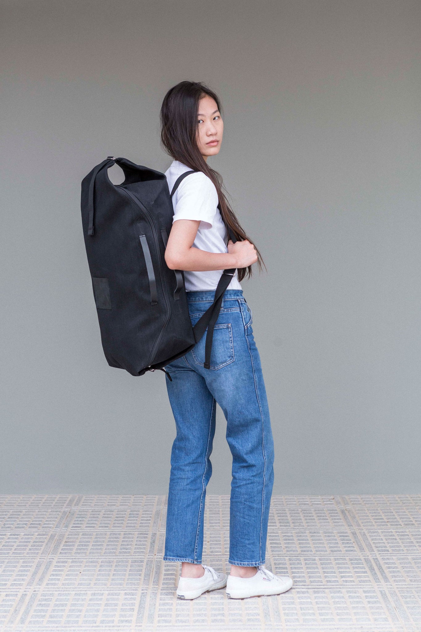 LUCID LARGE -black // waxed cotton