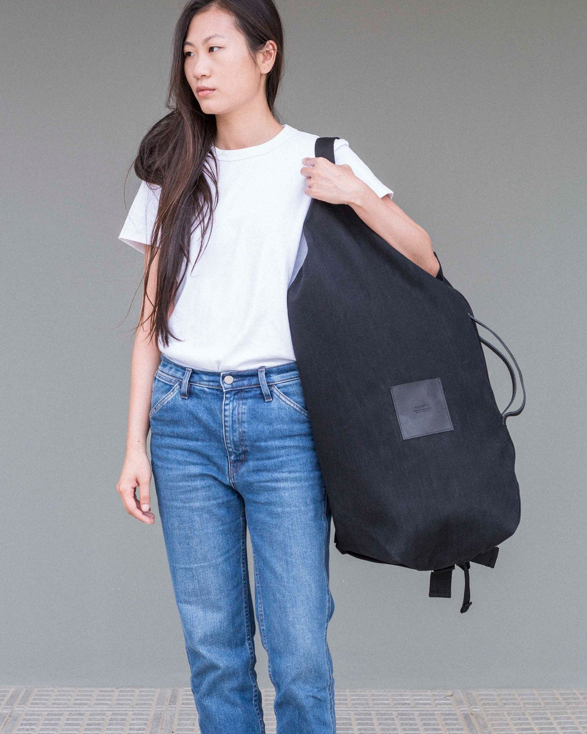LUCID LARGE |  waxed cotton / all black