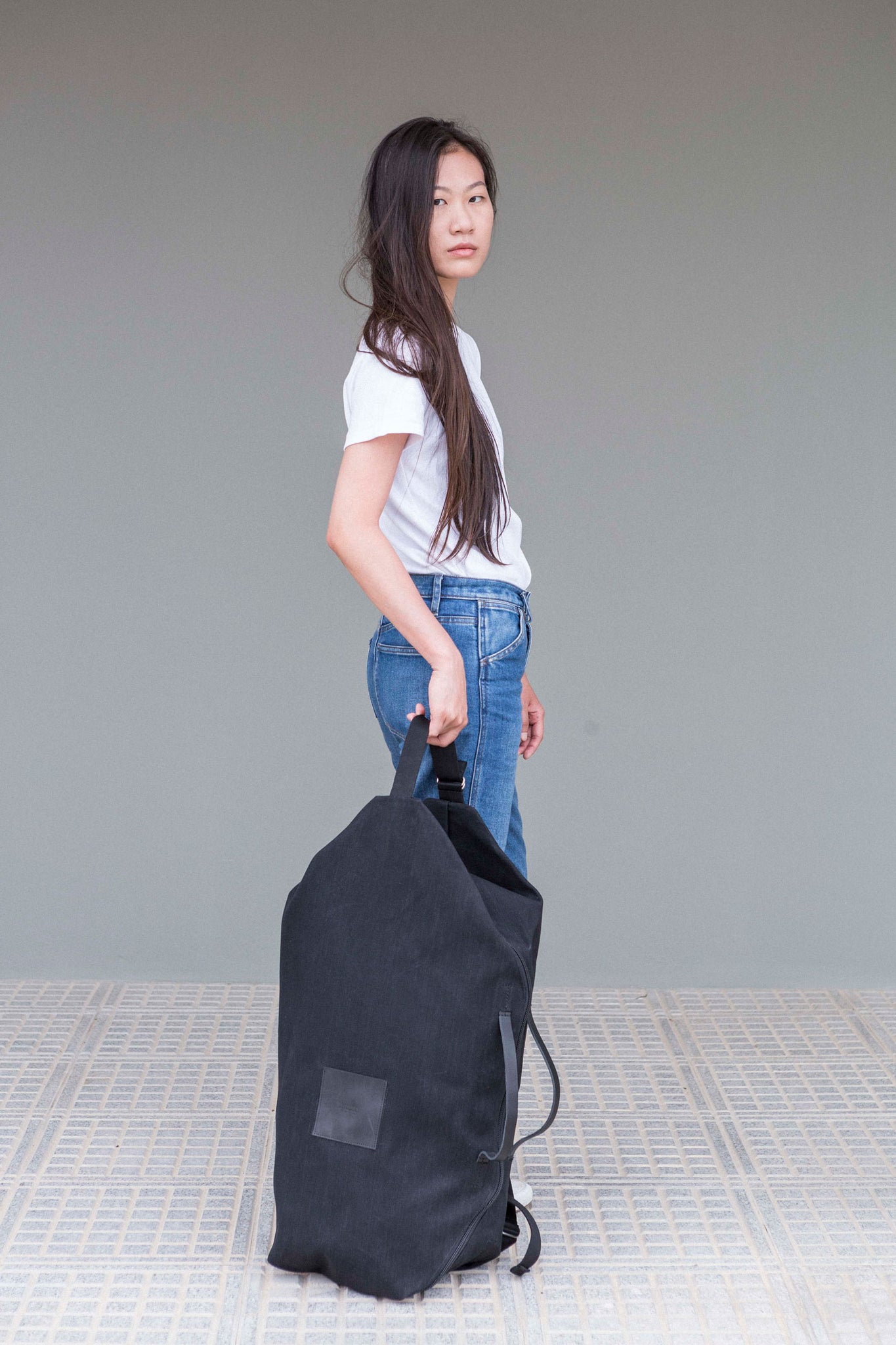 LUCID LARGE -black // waxed cotton